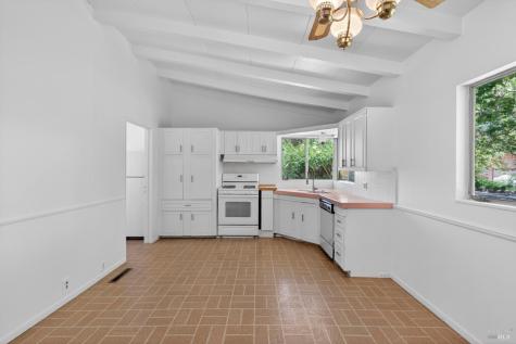 1194 Wild Rose Drive Santa Rosa CA 95401