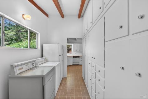 1194 Wild Rose Drive Santa Rosa CA 95401