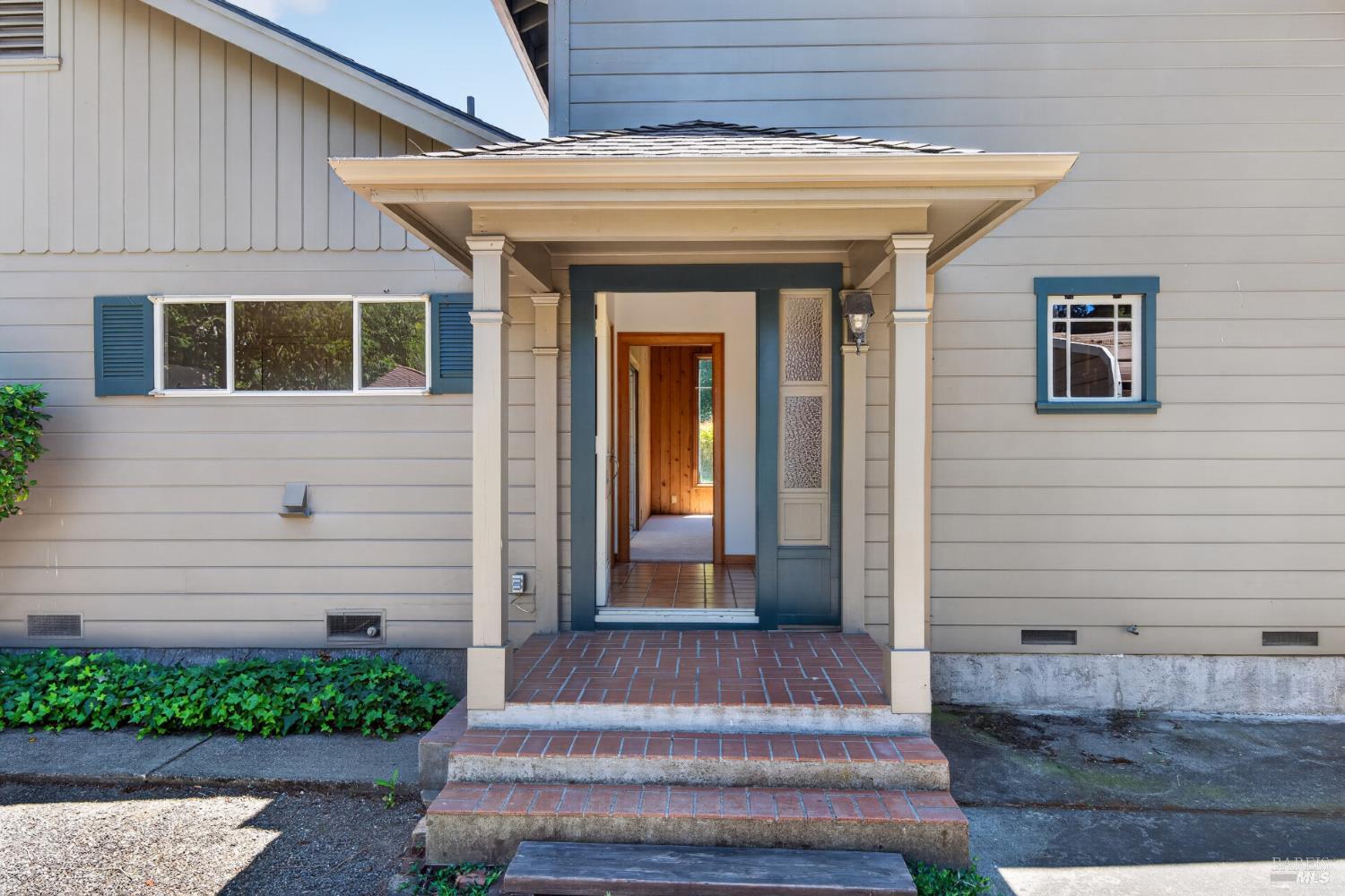 1194 Wild Rose Drive Santa Rosa CA 95401