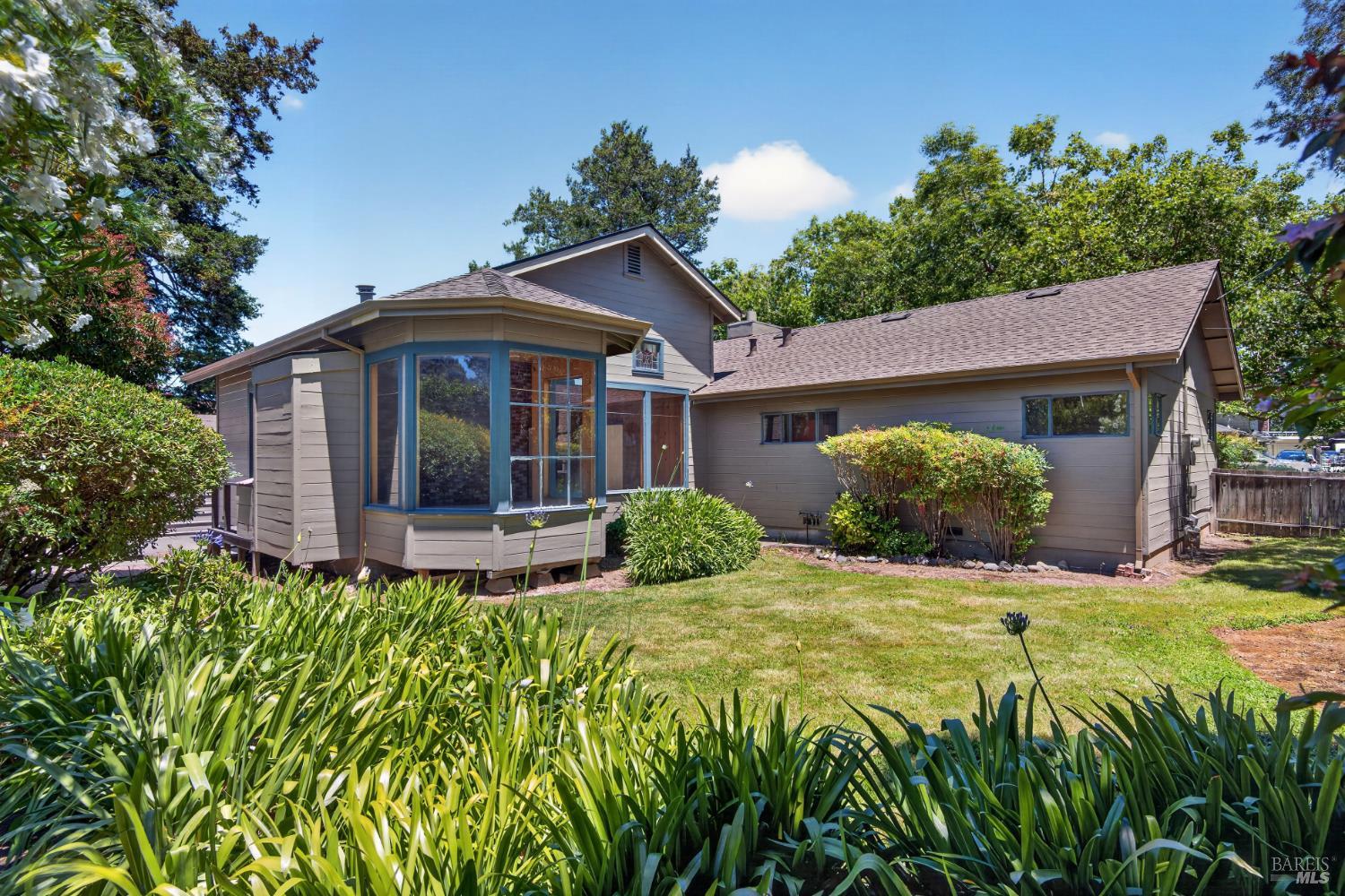 1194 Wild Rose Drive Santa Rosa CA 95401