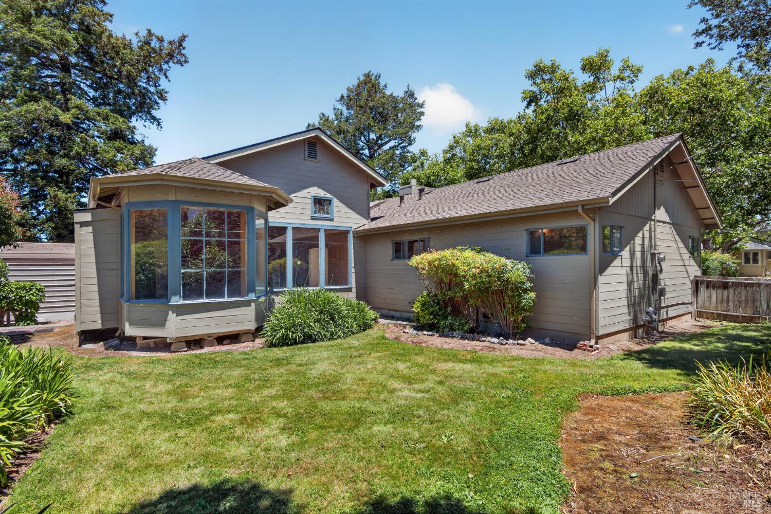 1194 Wild Rose Drive Santa Rosa CA 95401