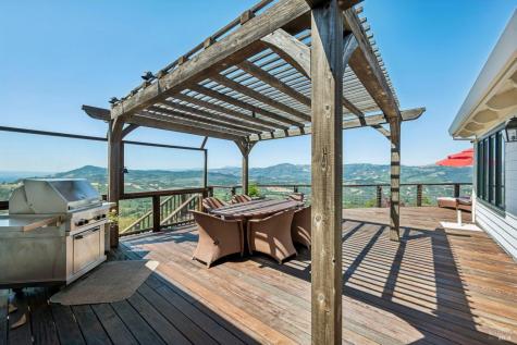 1000 Wolf Ridge Road Glen Ellen CA 95442