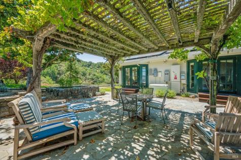 1000 Wolf Ridge Road Glen Ellen CA 95442