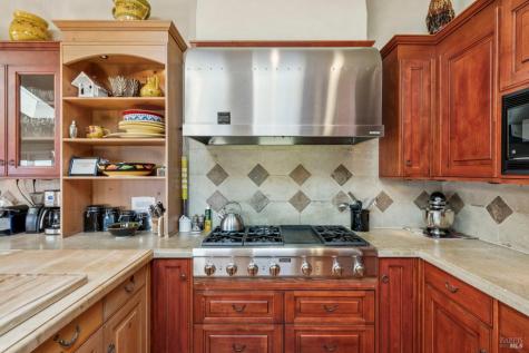 1000 Wolf Ridge Road Glen Ellen CA 95442