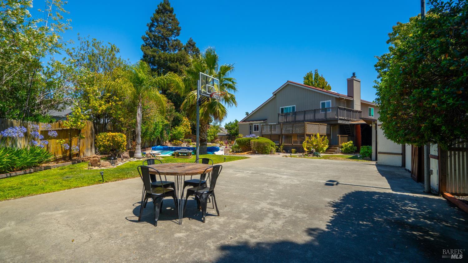 160 Shetland Court Vallejo CA 94591