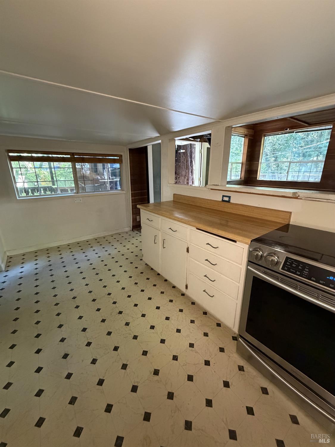 14692 Canyon 1 Road Guerneville CA 95446