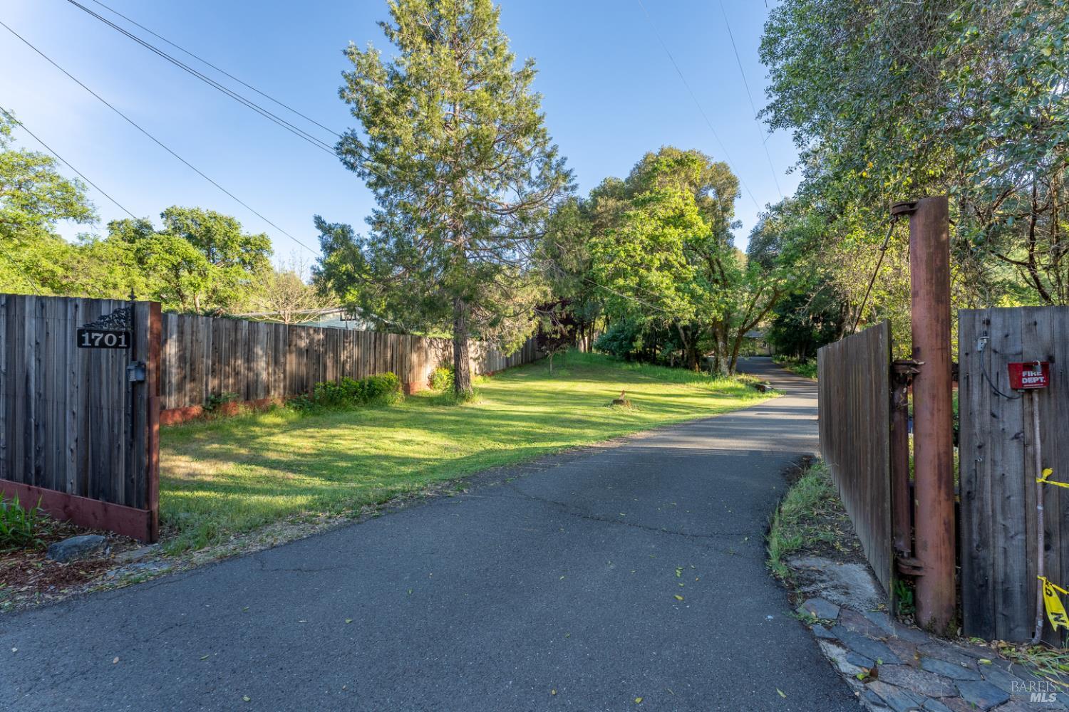 1701 Road B Redwood Valley CA 95470