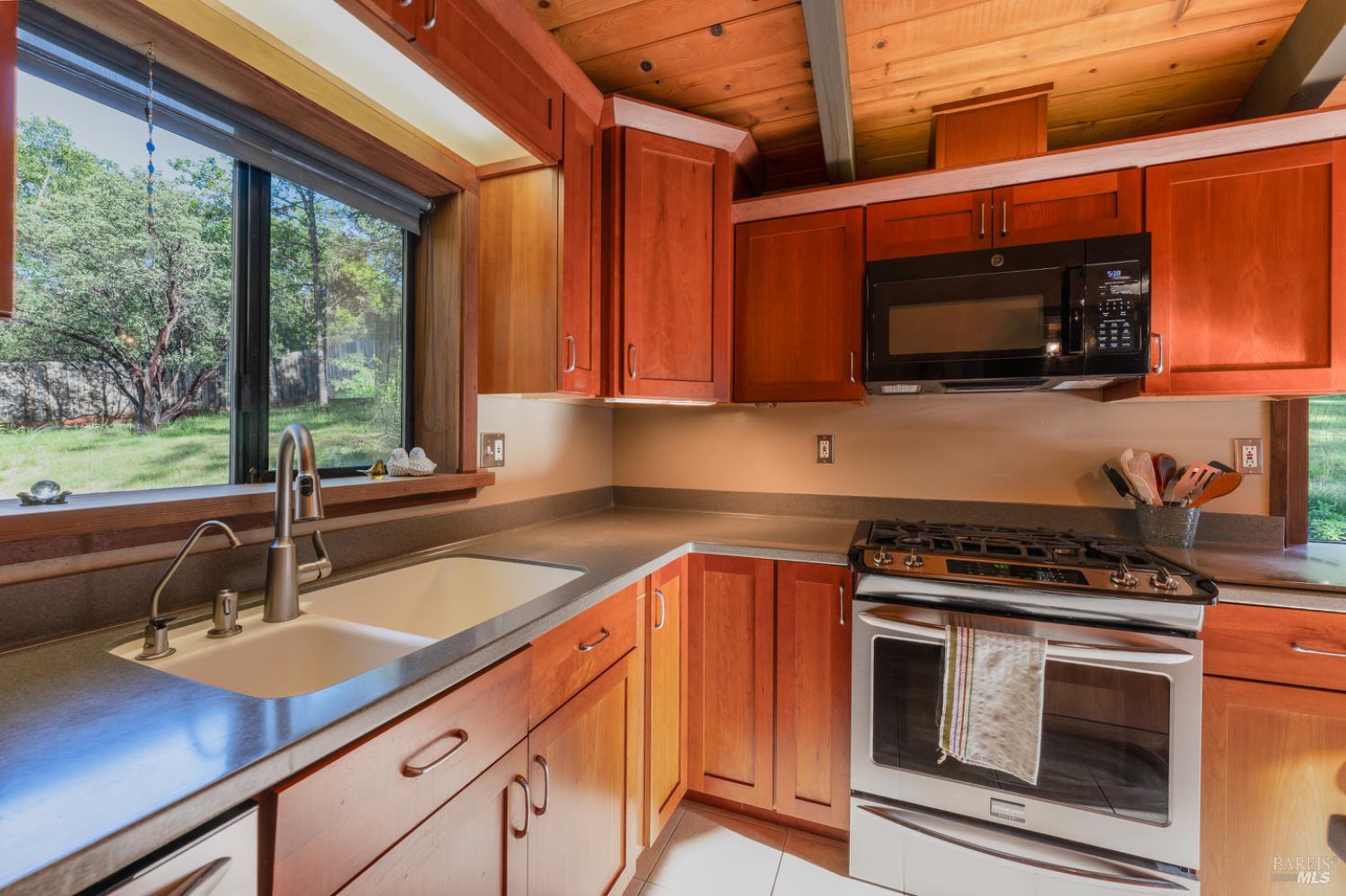 1701 Road B Redwood Valley CA 95470
