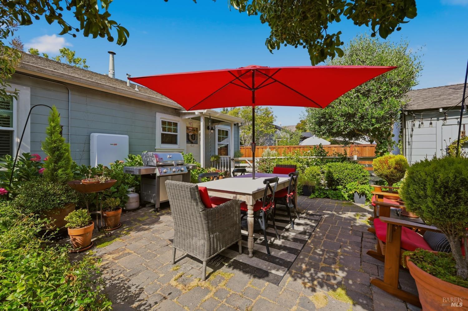 2130 2nd Street Napa CA 94559