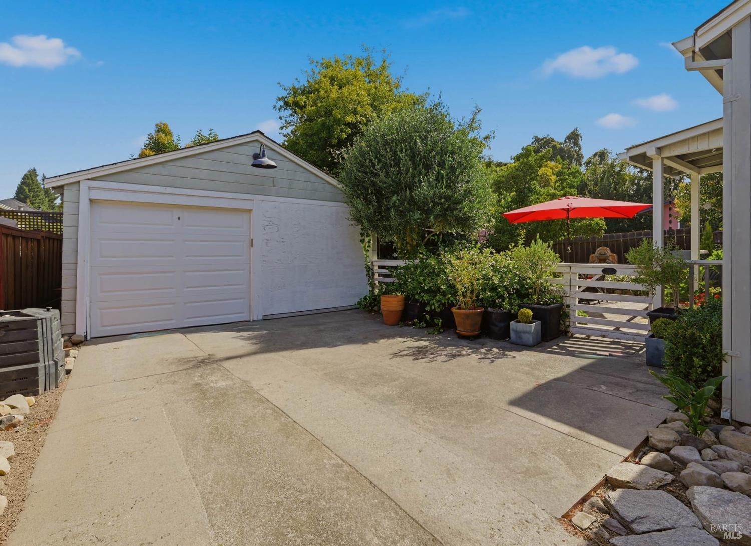 2130 2nd Street Napa CA 94559