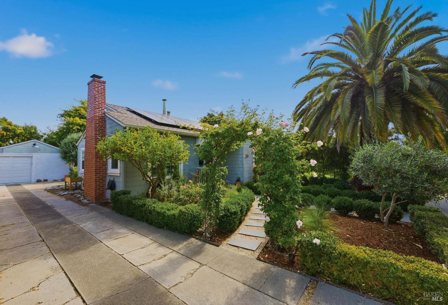 2130 2nd Street Napa CA 94559