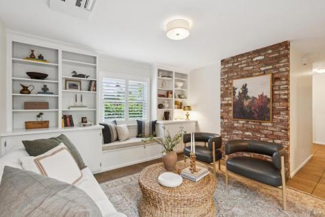 236 Powell Avenue Healdsburg CA 95448