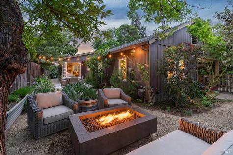 236 Powell Avenue Healdsburg CA 95448