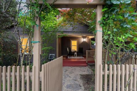 236 Powell Avenue Healdsburg CA 95448