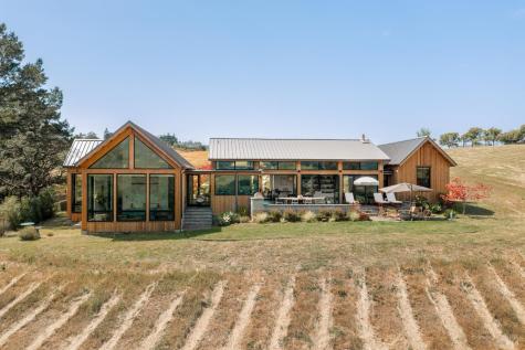 4588 Grange Road Santa Rosa CA 95404