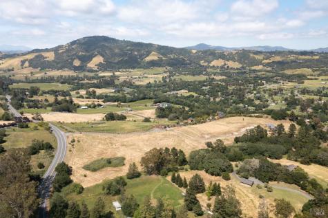 4588 Grange Road Santa Rosa CA 95404