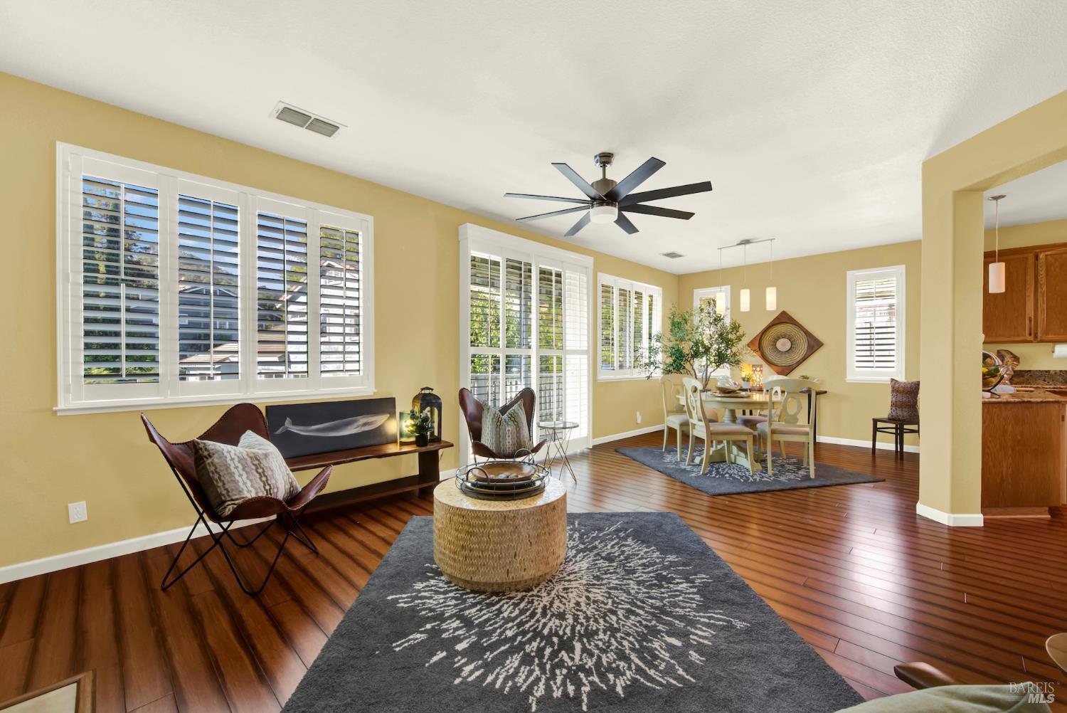 1084 Creekside Drive Vacaville CA 95687