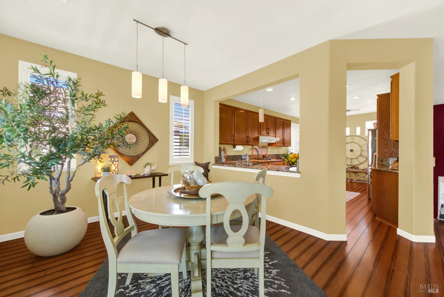 1084 Creekside Drive Vacaville CA 95687