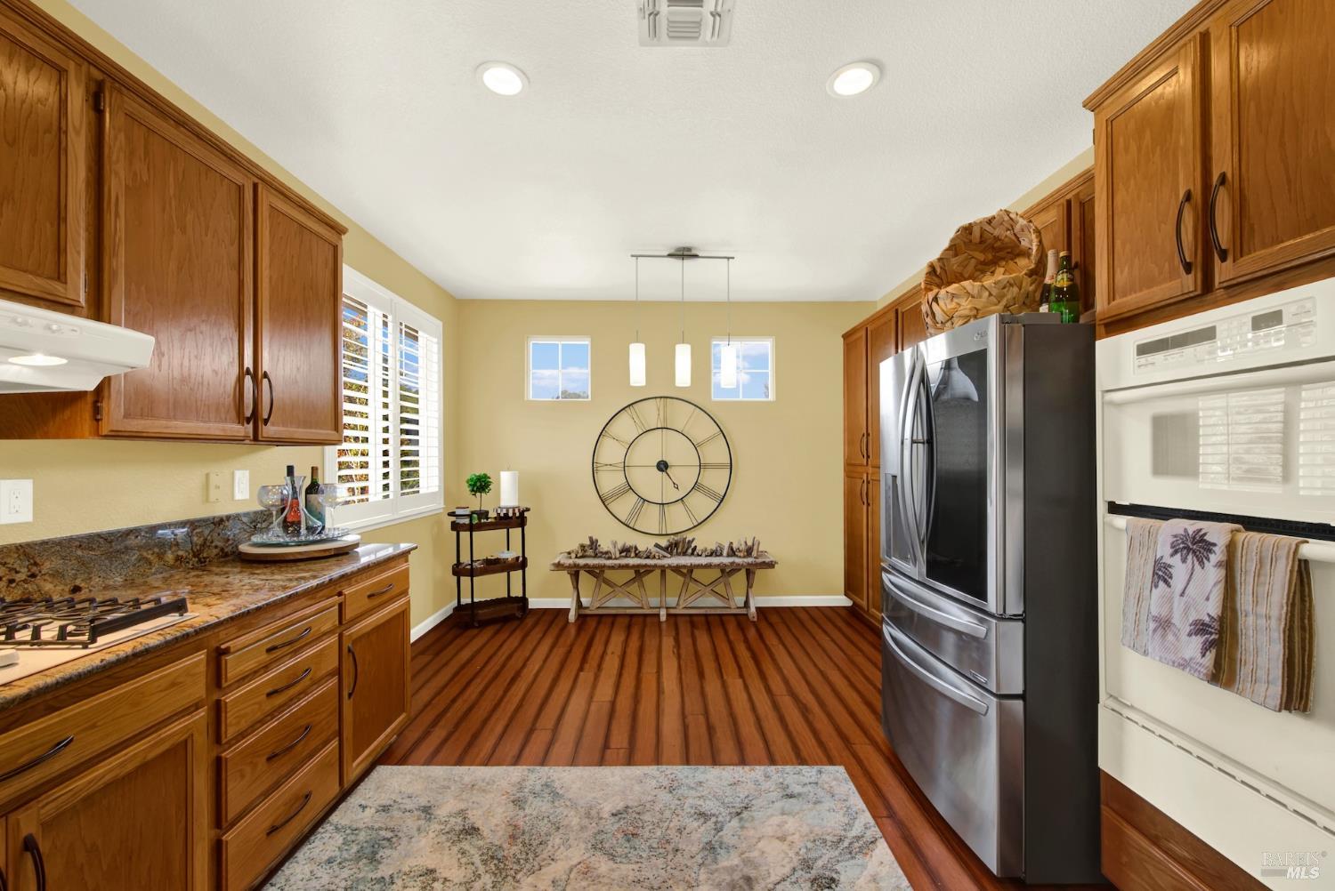 1084 Creekside Drive Vacaville CA 95687