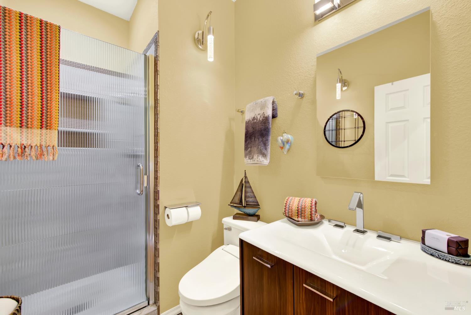 1084 Creekside Drive Vacaville CA 95687