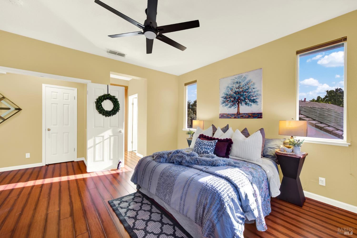 1084 Creekside Drive Vacaville CA 95687