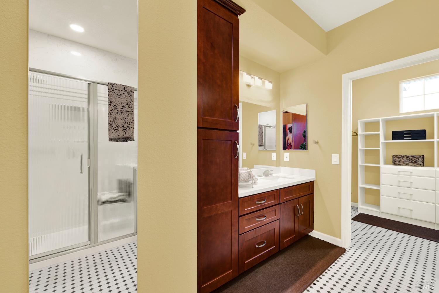 1084 Creekside Drive Vacaville CA 95687