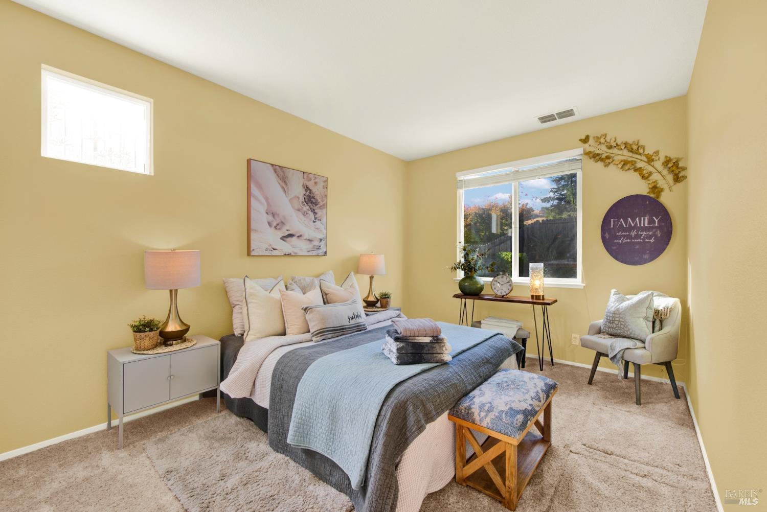 1084 Creekside Drive Vacaville CA 95687