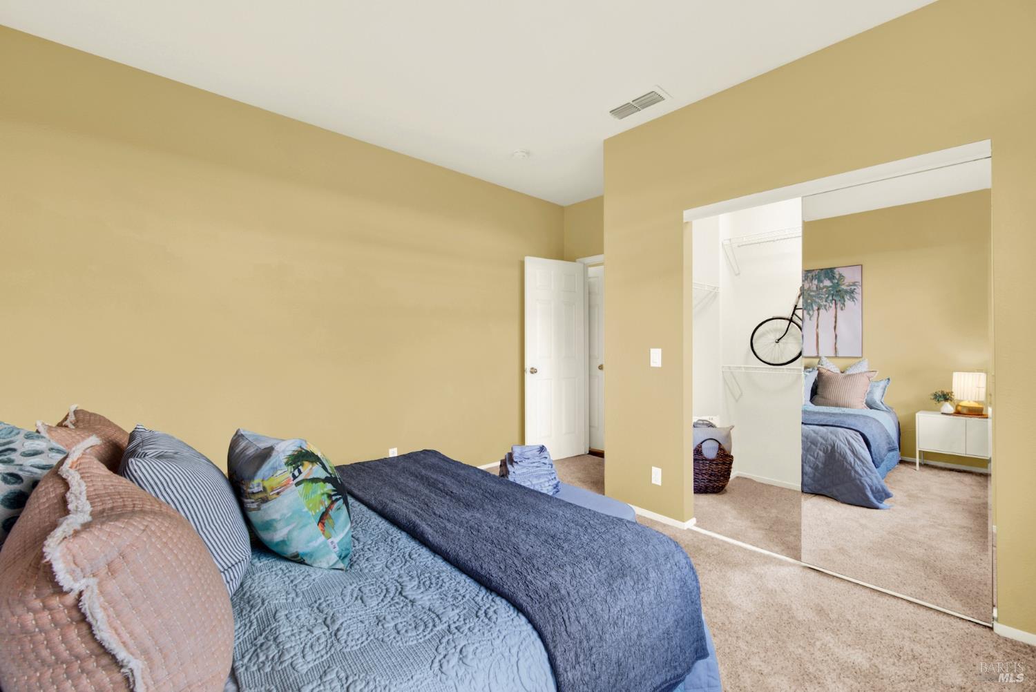 1084 Creekside Drive Vacaville CA 95687