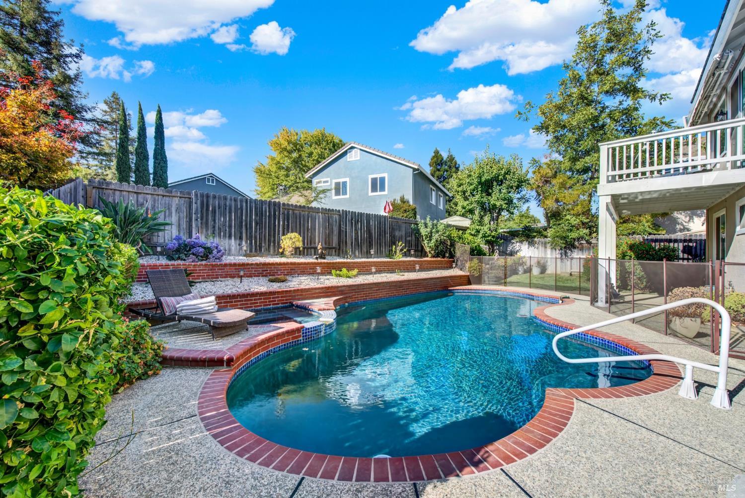 1084 Creekside Drive Vacaville CA 95687
