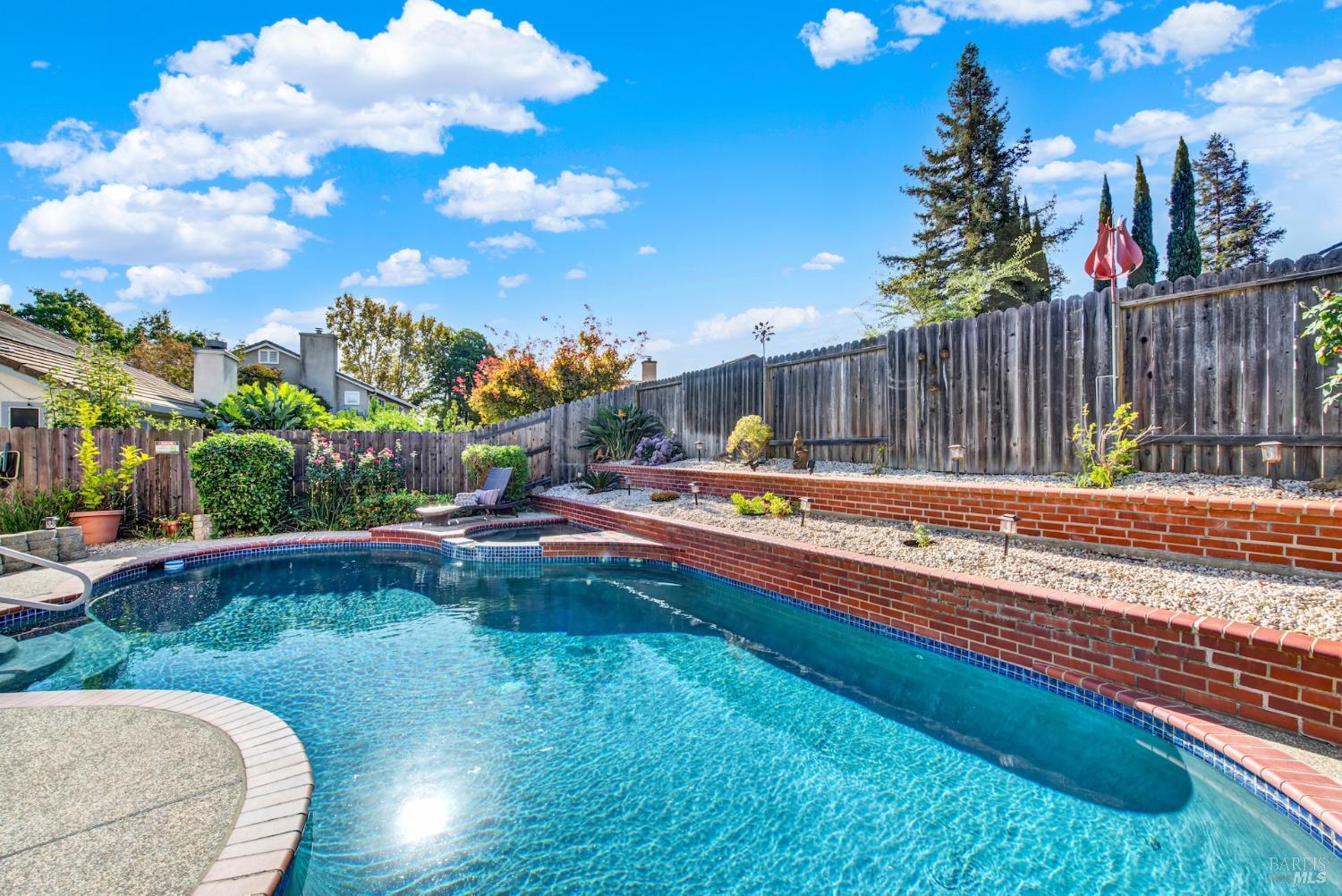 1084 Creekside Drive Vacaville CA 95687
