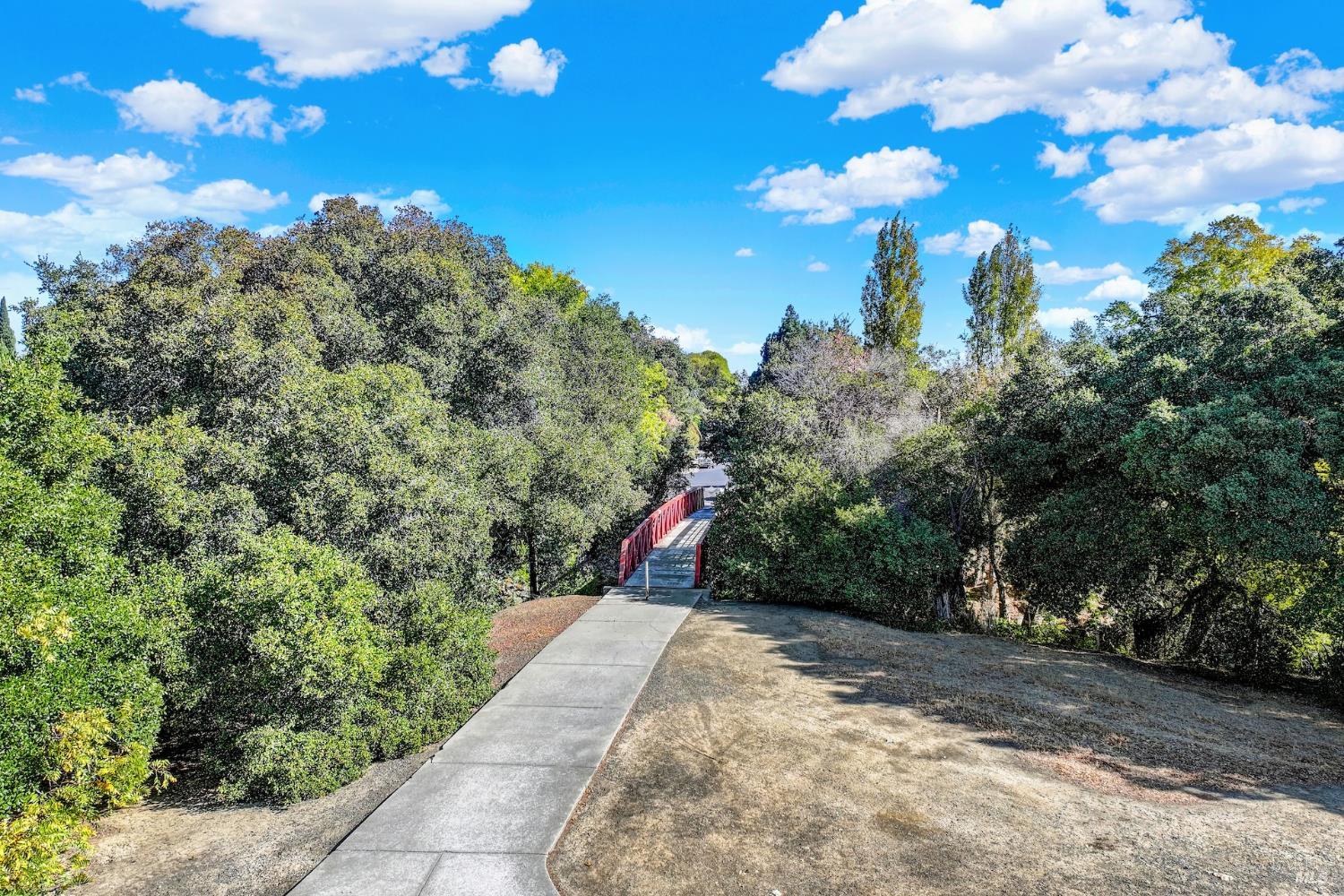 1084 Creekside Drive Vacaville CA 95687