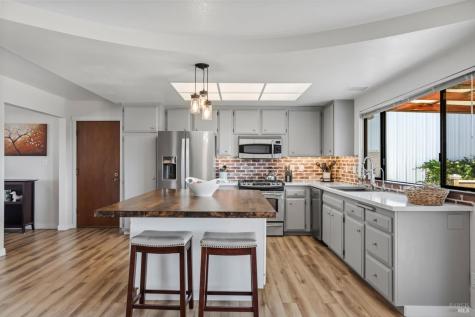 2294 Chester Drive Penngrove CA 94951