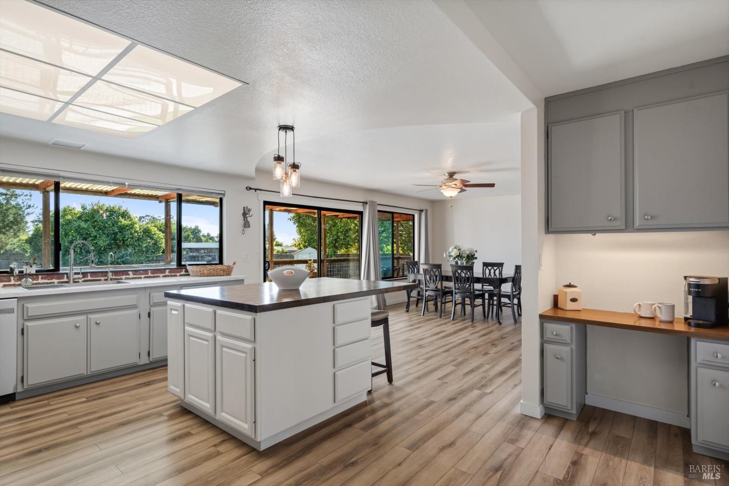 2294 Chester Drive Penngrove CA 94951