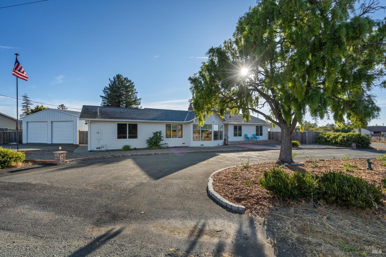 2294 Chester Drive Penngrove CA 94951