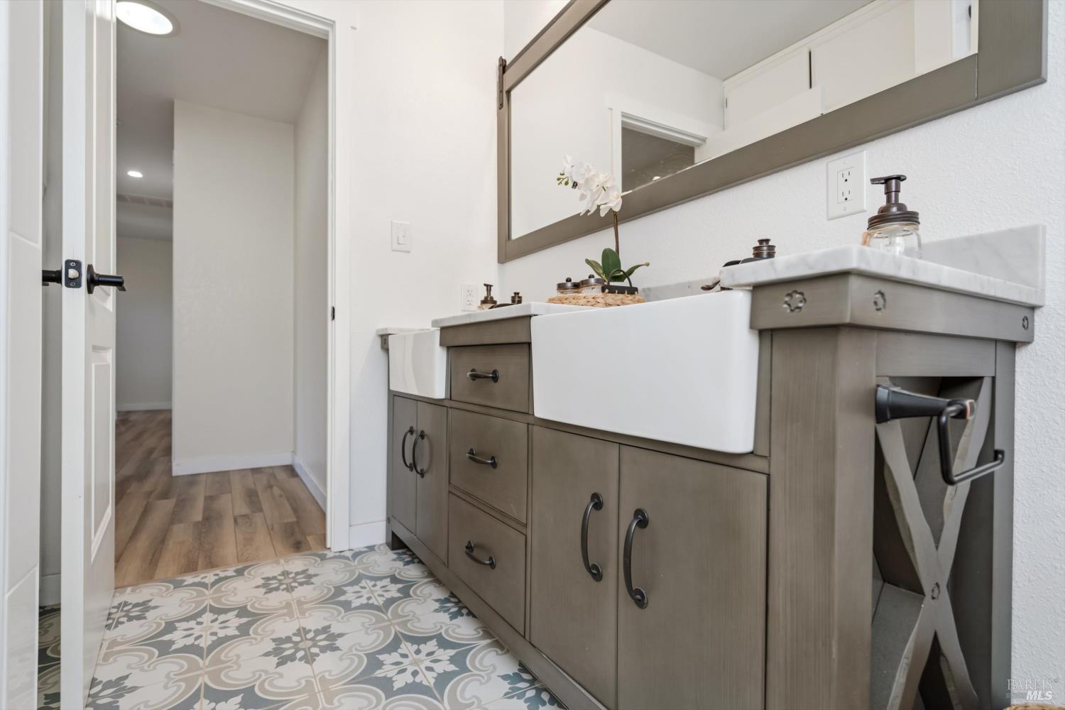 2294 Chester Drive Penngrove CA 94951