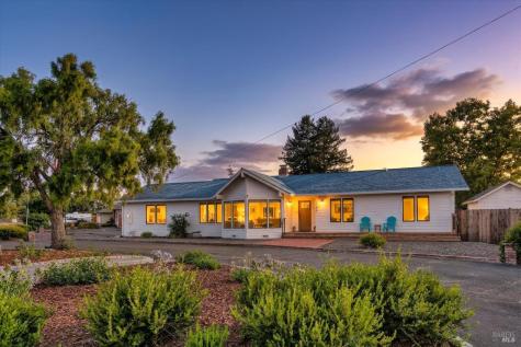 2294 Chester Drive Penngrove CA 94951