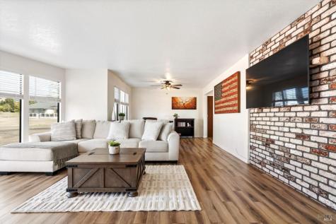 2294 Chester Drive Penngrove CA 94951