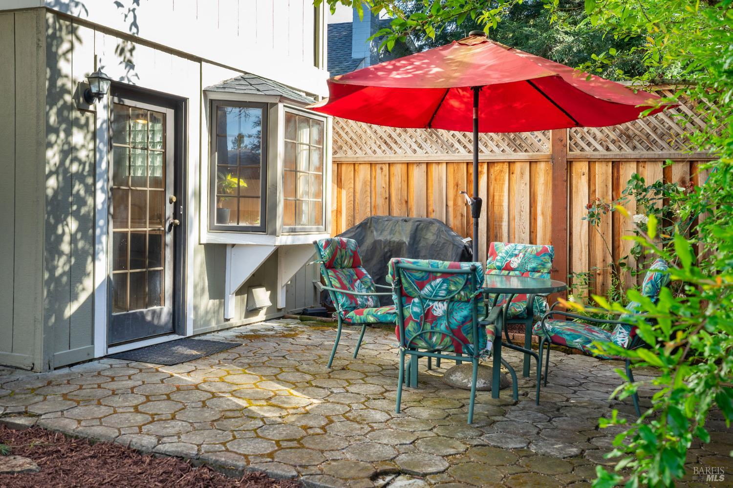 2300 Avenida De Las Brisas Street Santa Rosa CA 95405