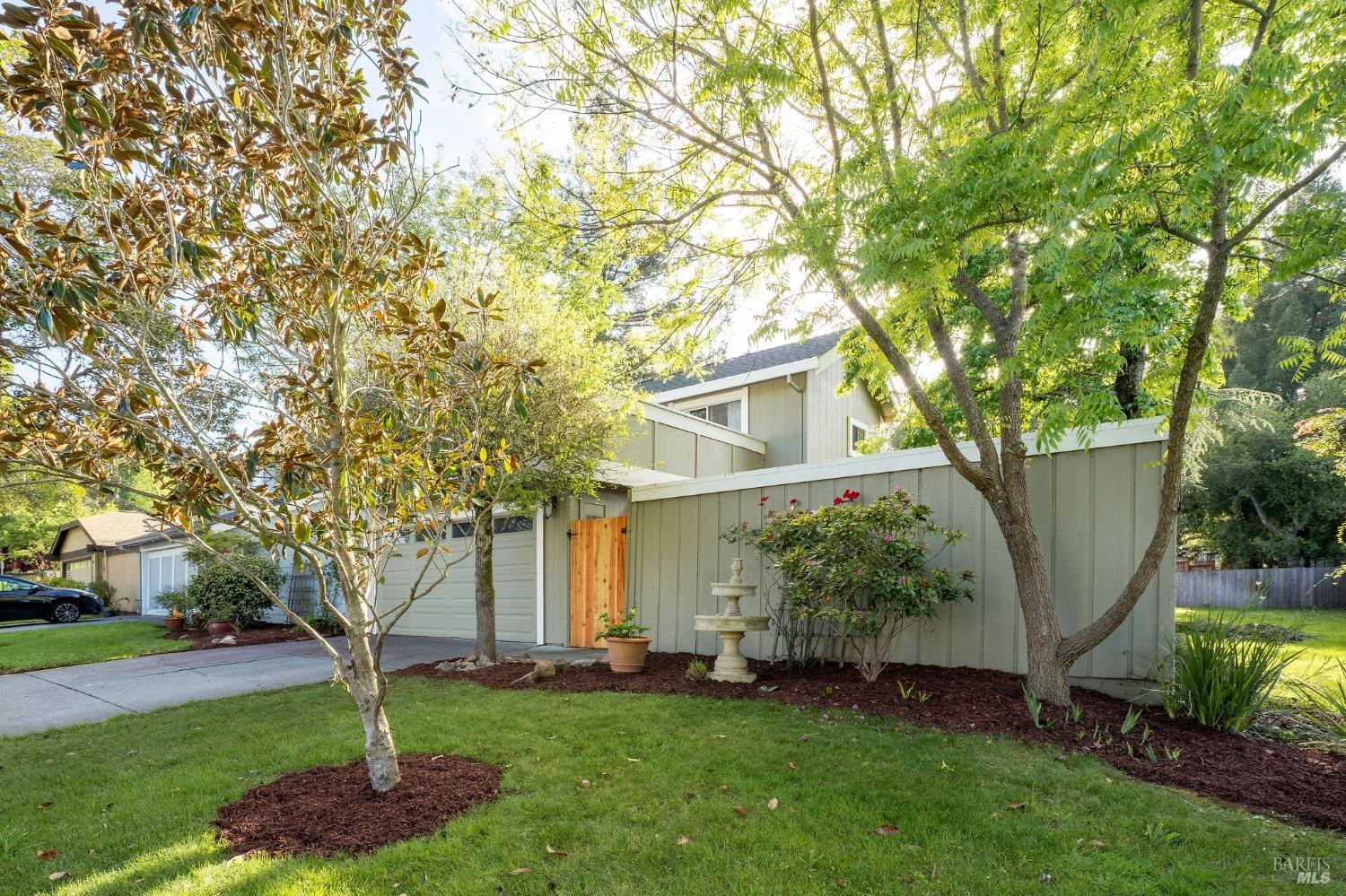 2300 Avenida De Las Brisas Street Santa Rosa CA 95405