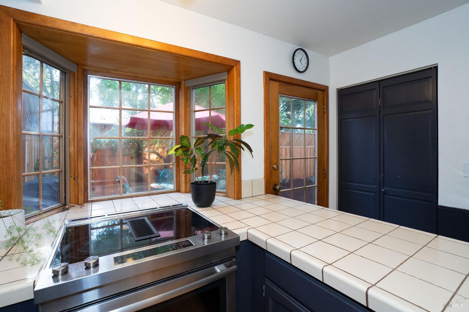2300 Avenida De Las Brisas Street Santa Rosa CA 95405