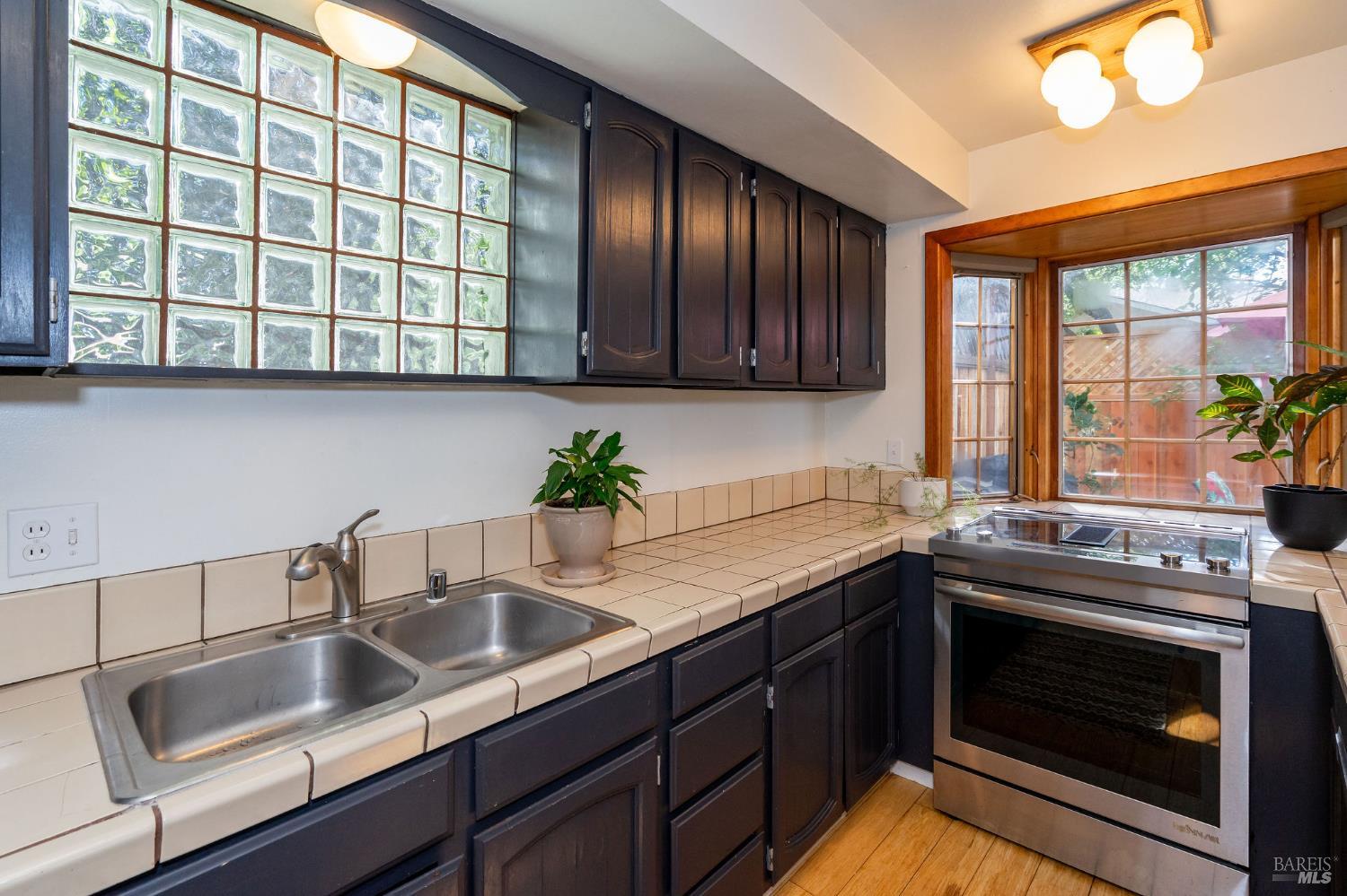 2300 Avenida De Las Brisas Street Santa Rosa CA 95405