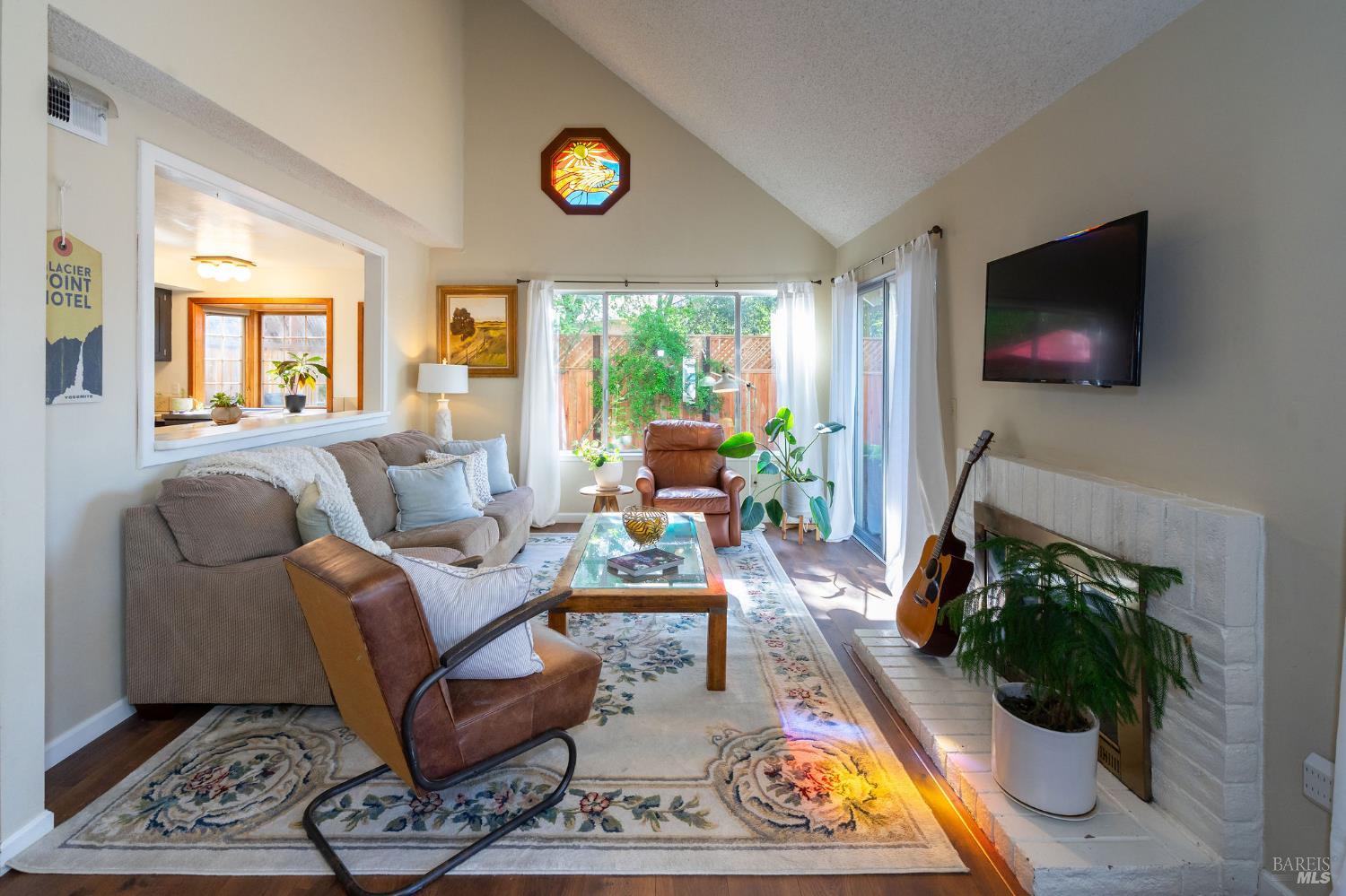 2300 Avenida De Las Brisas Street Santa Rosa CA 95405