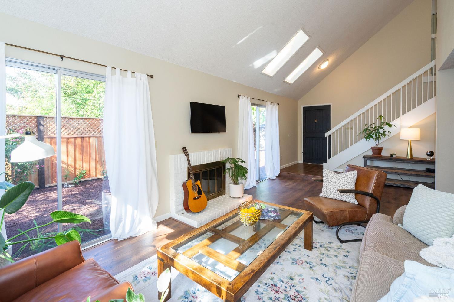 2300 Avenida De Las Brisas Street Santa Rosa CA 95405