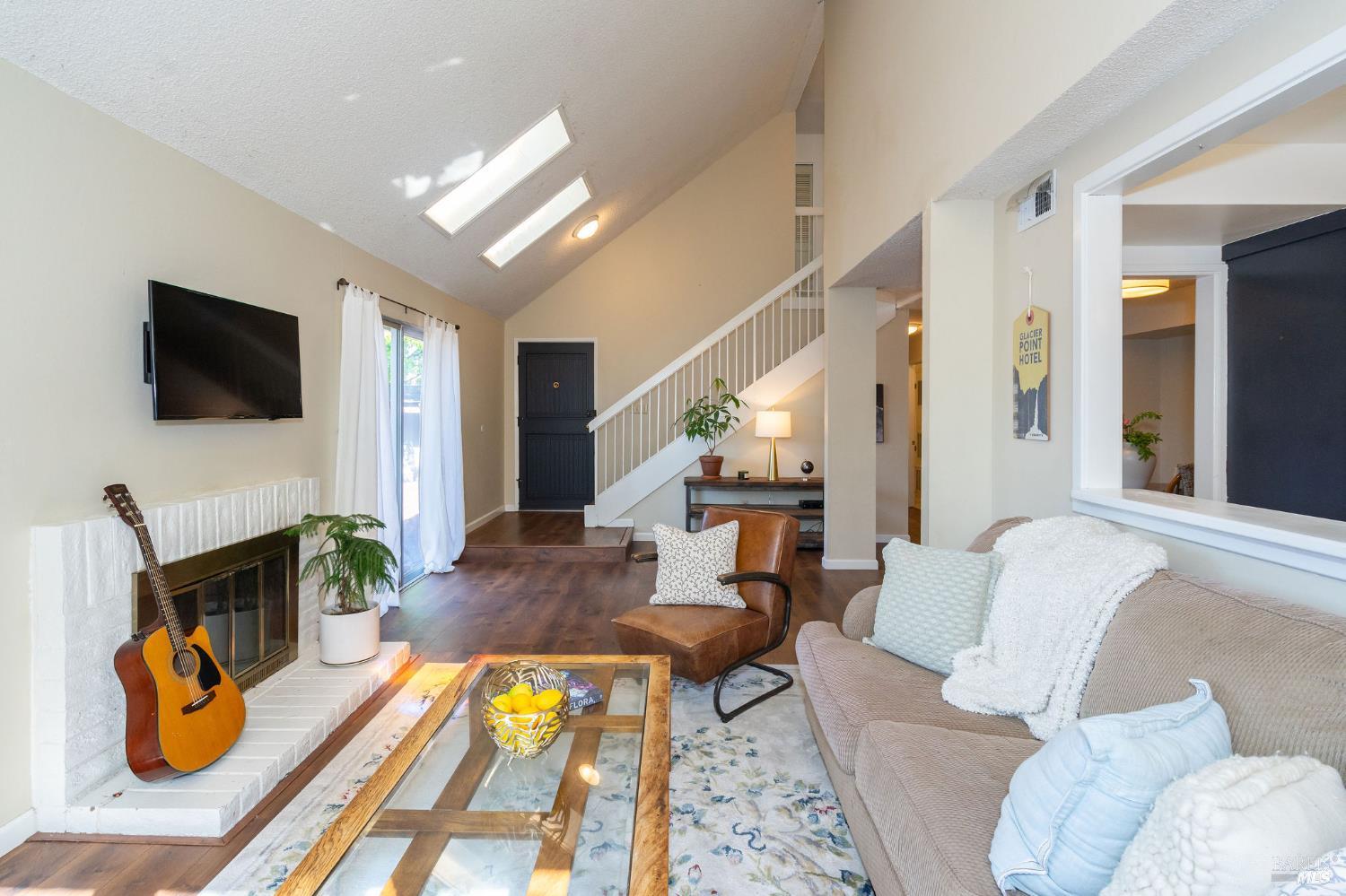 2300 Avenida De Las Brisas Street Santa Rosa CA 95405