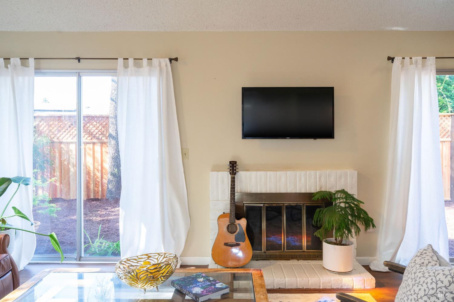 2300 Avenida De Las Brisas Street Santa Rosa CA 95405
