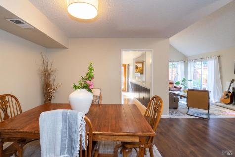 2300 Avenida De Las Brisas Street Santa Rosa CA 95405