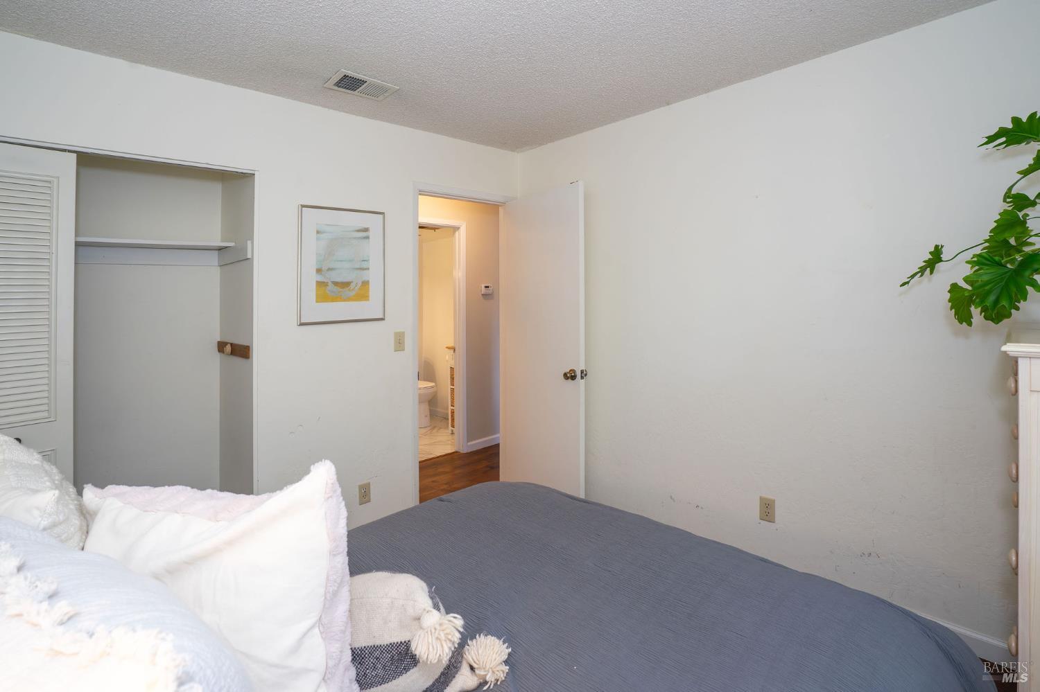 2300 Avenida De Las Brisas Street Santa Rosa CA 95405