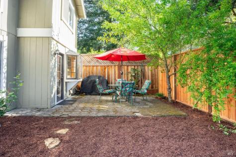 2300 Avenida De Las Brisas Street Santa Rosa CA 95405