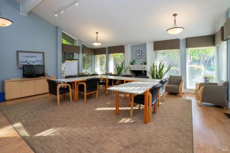 2300 Avenida De Las Brisas Street Santa Rosa CA 95405