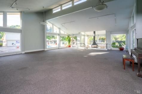 2300 Avenida De Las Brisas Street Santa Rosa CA 95405